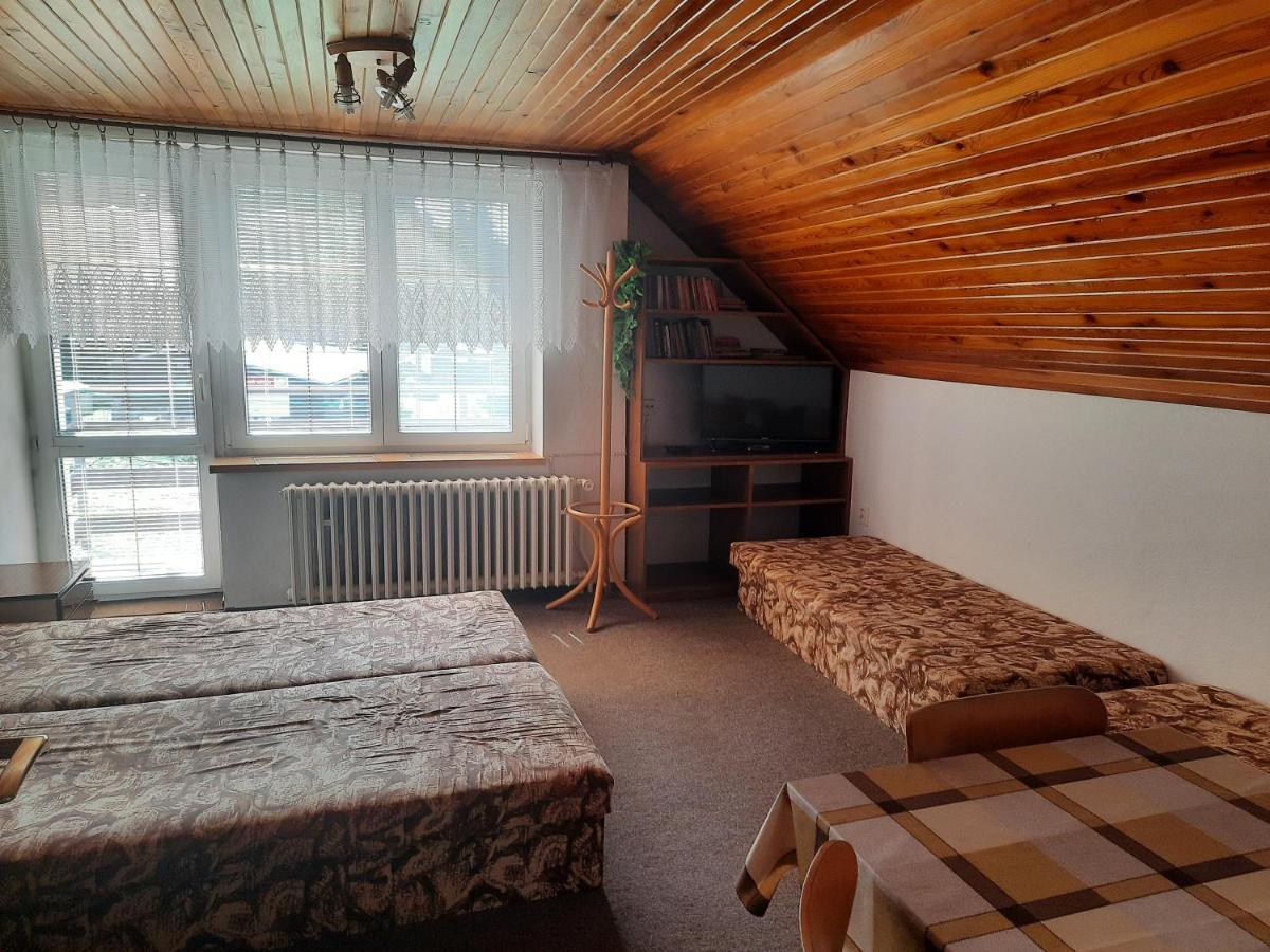 Penzion Pod Paprskem Hotell Staré Město Exteriör bild